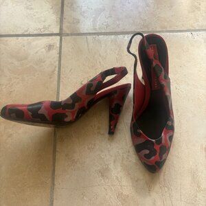 Marc jacobs animal print pumps